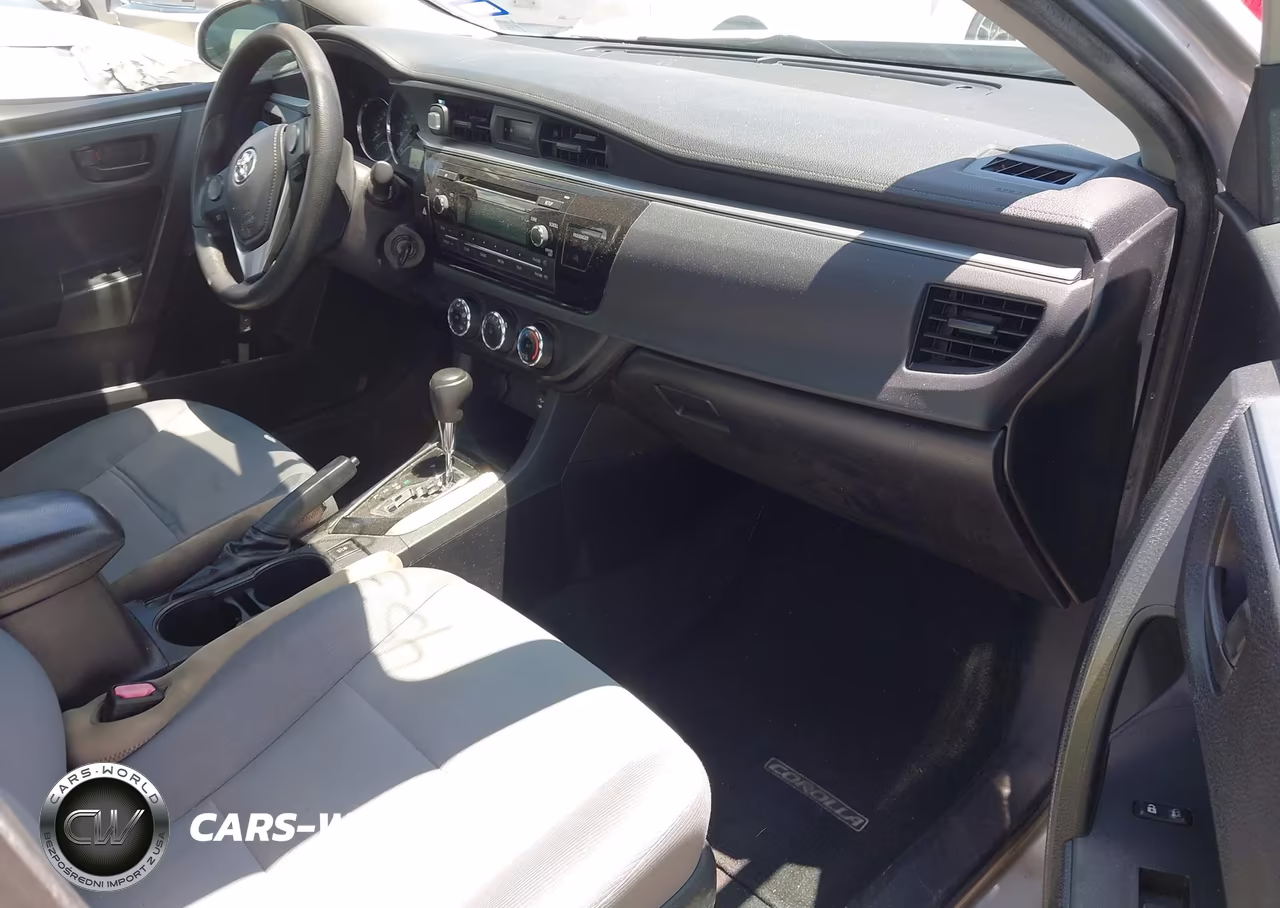 2015 Toyota Corolla L VIN:2T1BURHE4FC319983 - 5
