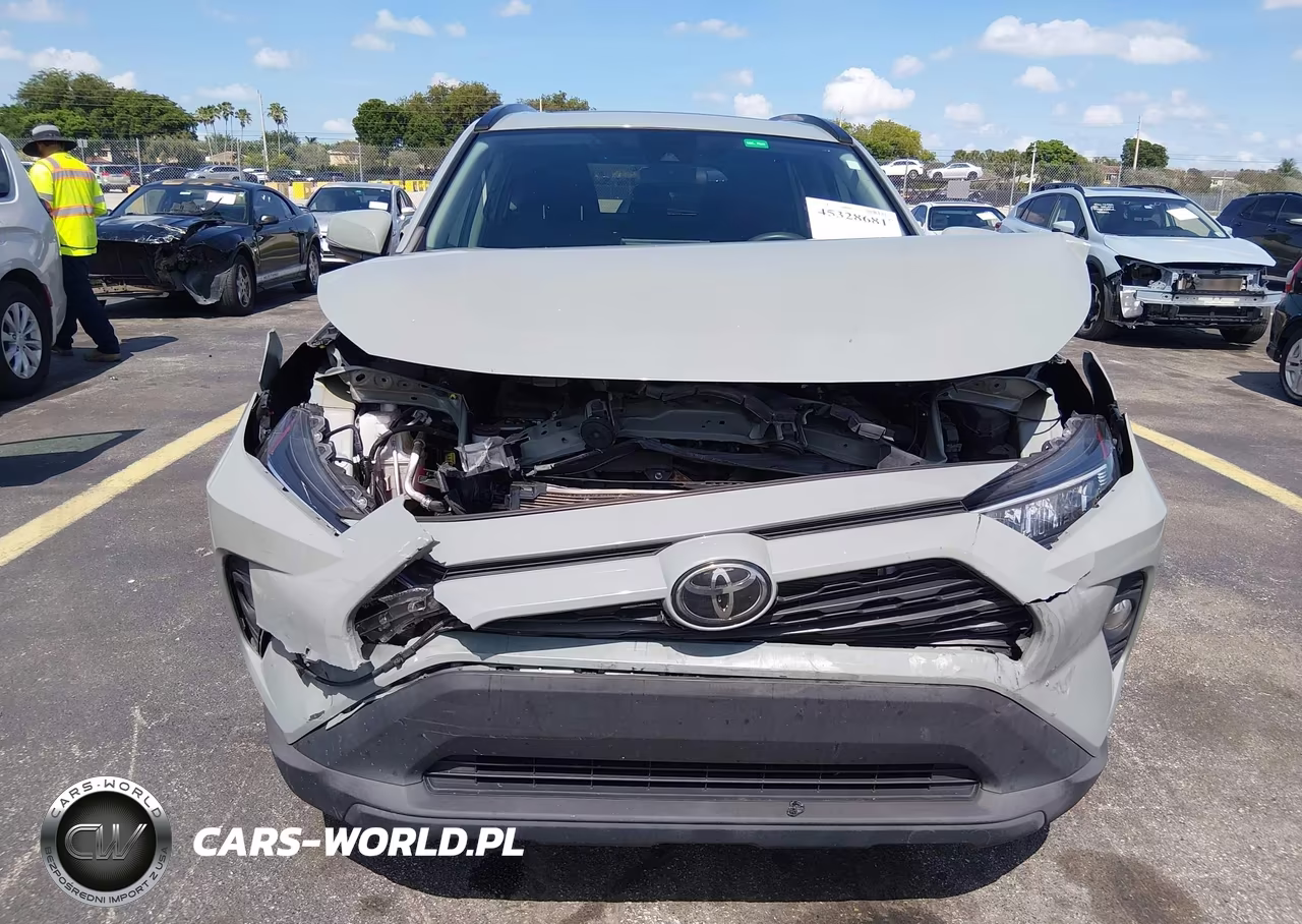 2021 Toyota Rav4 Xle VIN:2T3W1RFV6MW122040 - 12