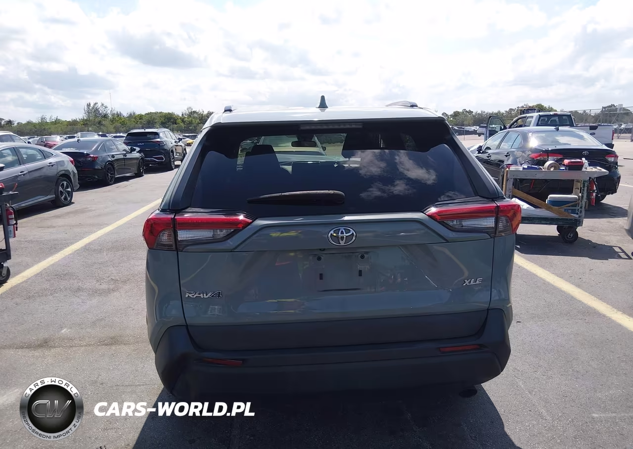 2021 Toyota Rav4 Xle VIN:2T3W1RFV6MW122040 - 16