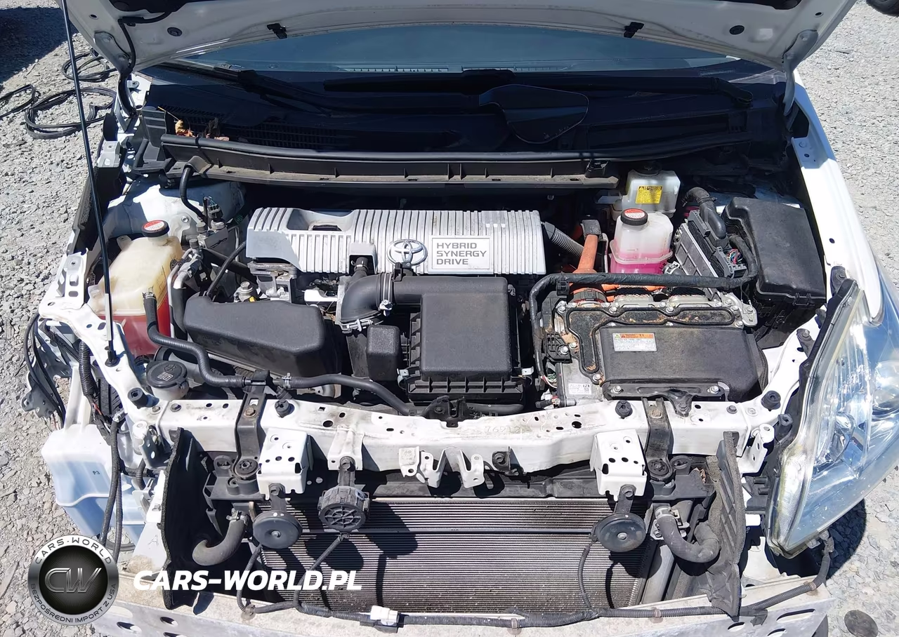 2015 Toyota Prius Two VIN:JTDKN3DU1F1882842 - 10