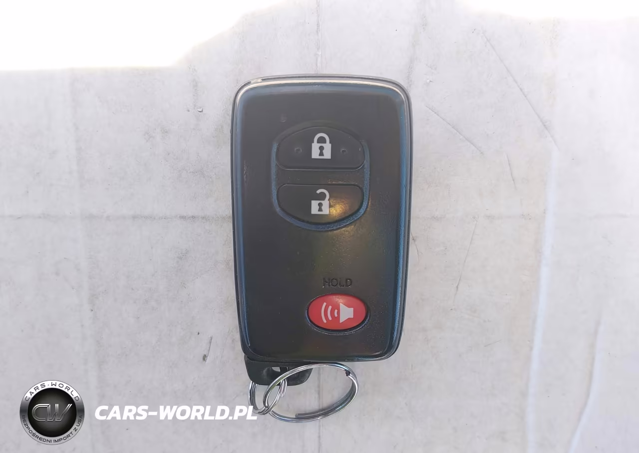 2015 Toyota Prius Two VIN:JTDKN3DU1F1882842 - 11