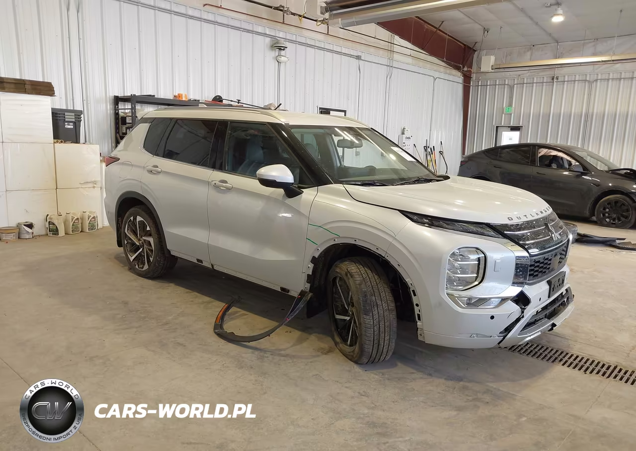 2022 Mitsubishi Outlander Sel 2.5 -Sel Launch Edition -Sel Special Edition – zdjęcie 1 z 17