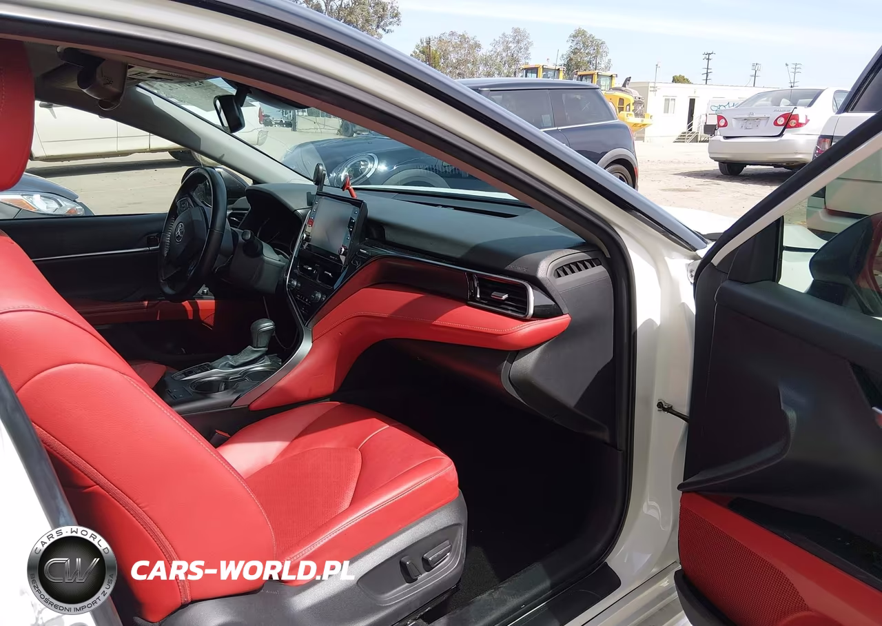 2021 Toyota Camry Xse Hybrid VIN:4T1K31AK4MU031672 - 5