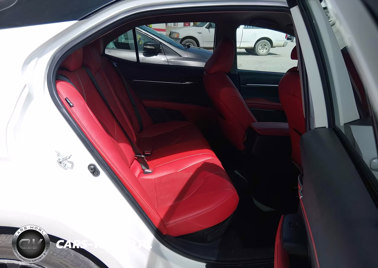 2021 Toyota Camry Xse Hybrid VIN:4T1K31AK4MU031672 - 8