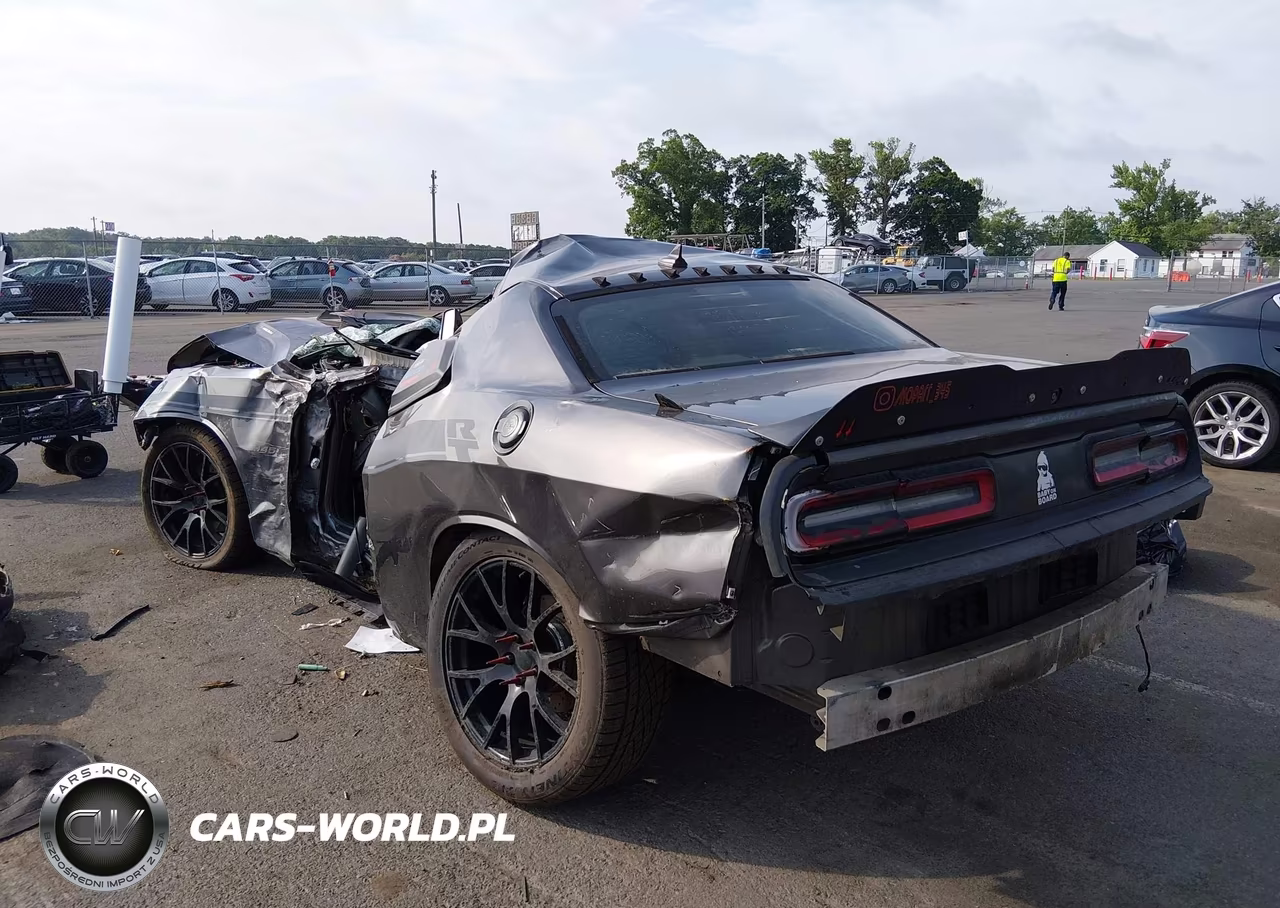 2016 Dodge Challenger R-T Plus VIN:2C3CDZBT1GH162856 - 3