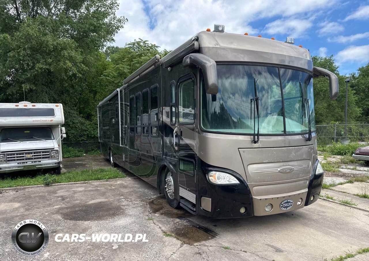 2005 Freightliner Chassis X Line Motor Home