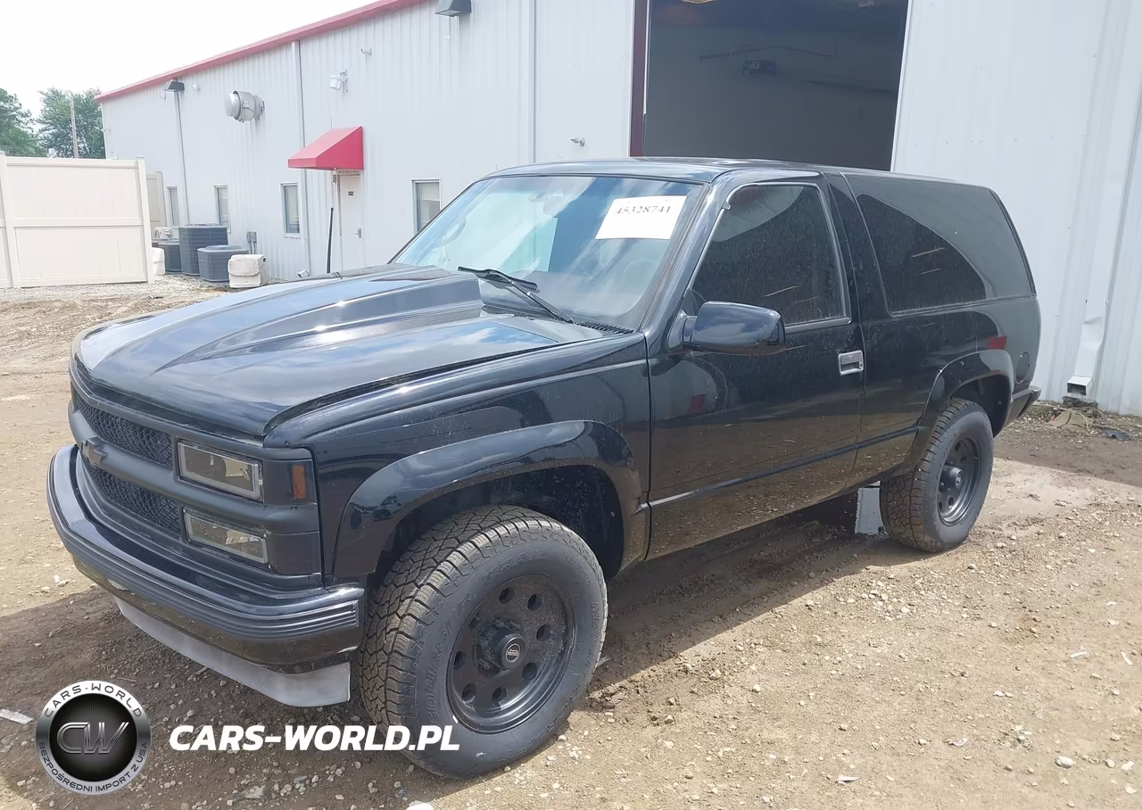 1996 Chevrolet Tahoe K1500 VIN:3GNEK18R7TG147187 - 2