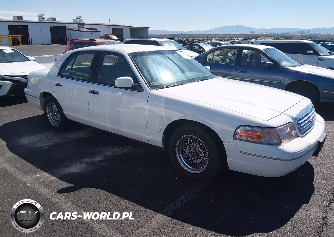 2001 Ford Crown Victoria