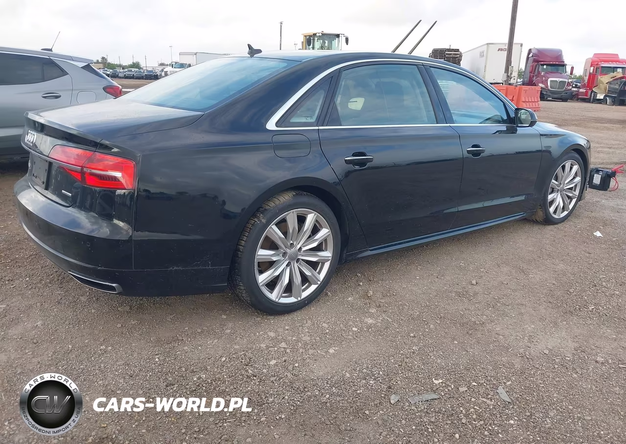 2017 Audi A8 L L 3.0T (Tiptronic) (No Longer Available For Ordering) VIN:WAU44AFD2HN012457 - 4