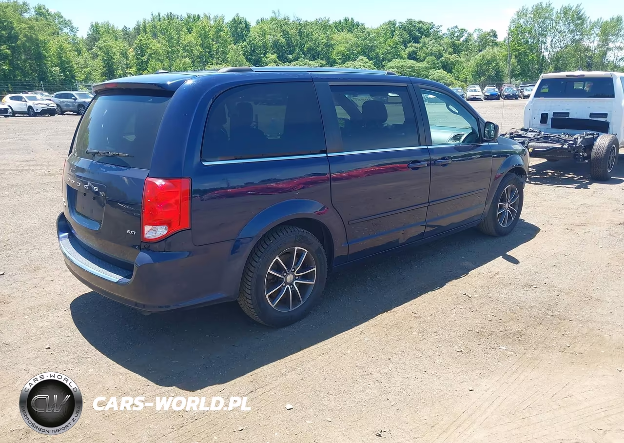 2017 Dodge Grand Caravan Sxt VIN:2C4RDGCG0HR631281 - 4