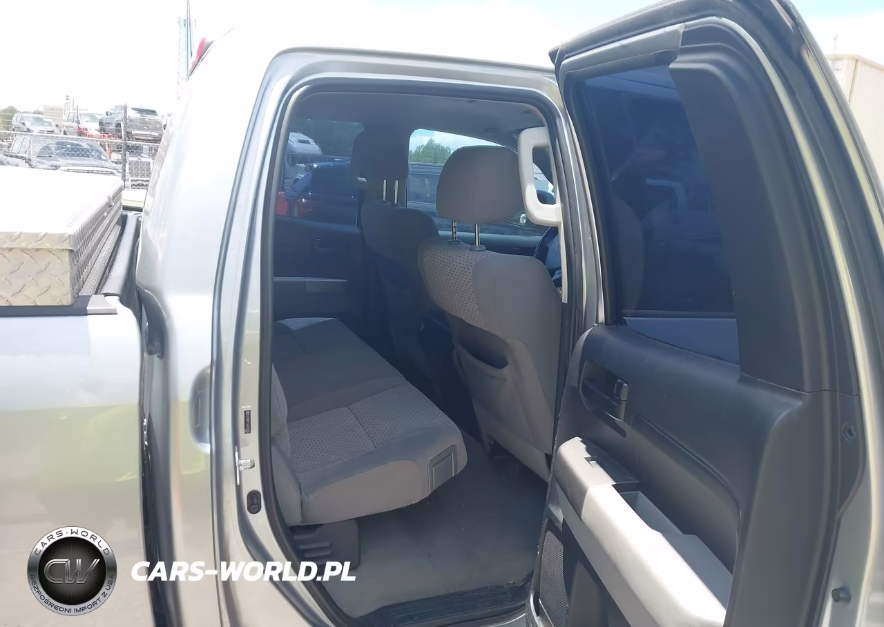 2010 Toyota Tundra Grade 4.6L V8 VIN:5TFRM5F15AX003655 - 8