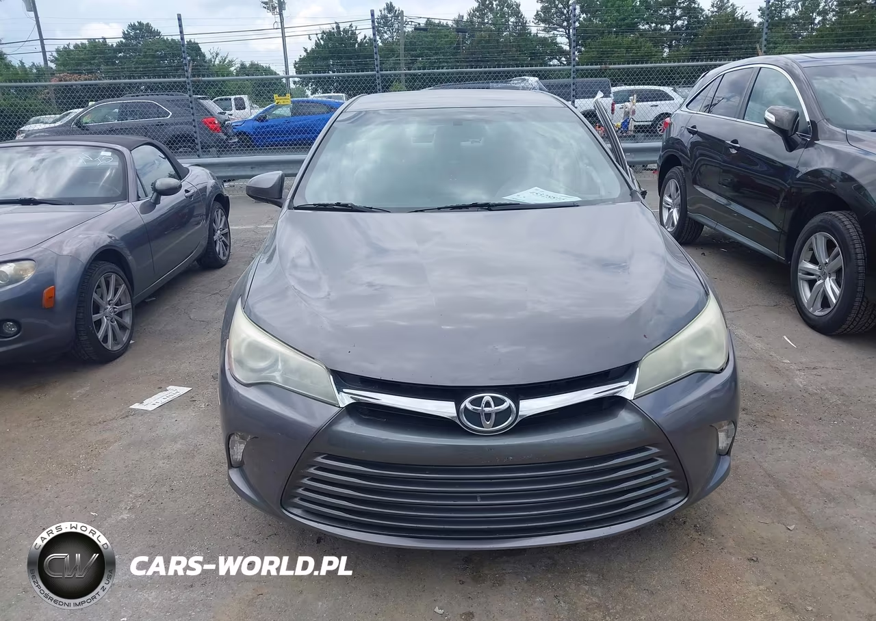 2016 Toyota Camry Le VIN:4T4BF1FK0GR549403 - 12