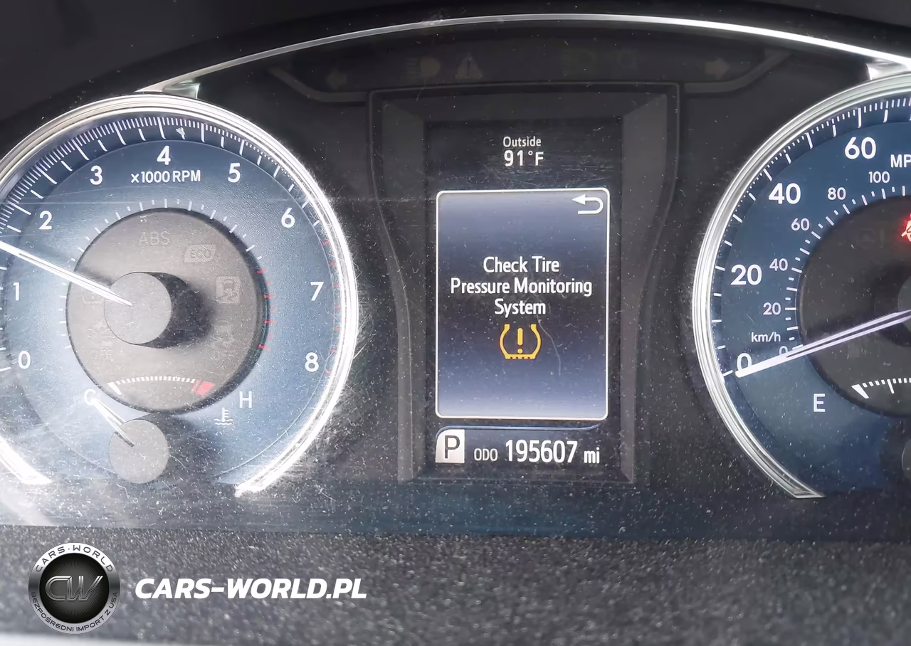 2016 Toyota Camry Le VIN:4T4BF1FK0GR549403 - 15