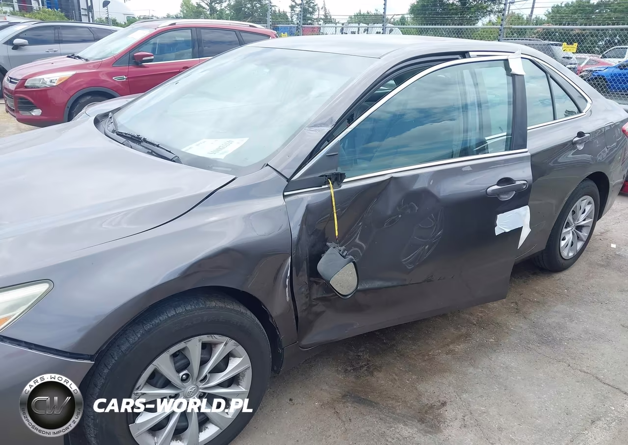 2016 Toyota Camry Le VIN:4T4BF1FK0GR549403 - 6