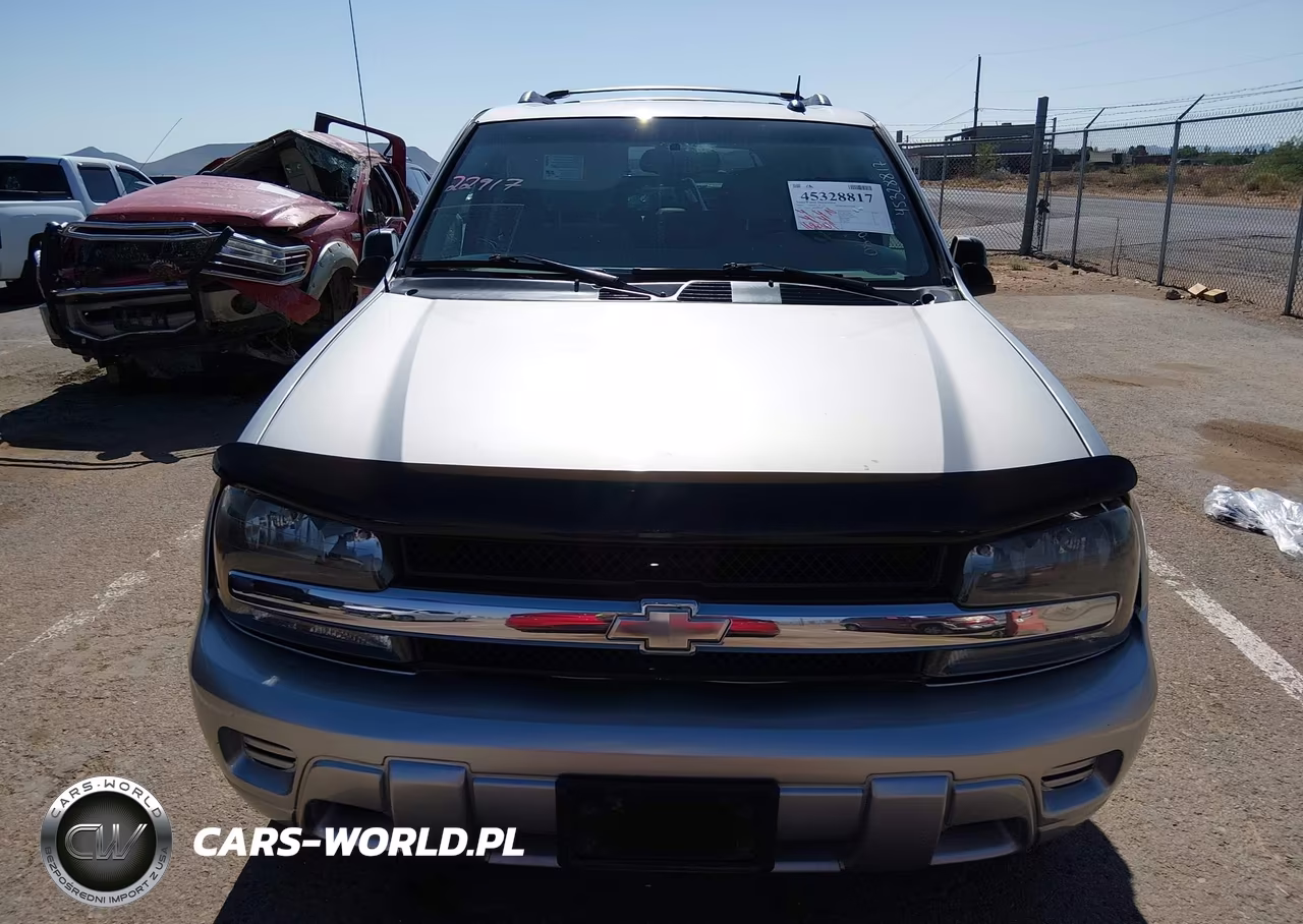 2005 Chevrolet Trailblazer Ls VIN:1GNDS13S852118105 - 12