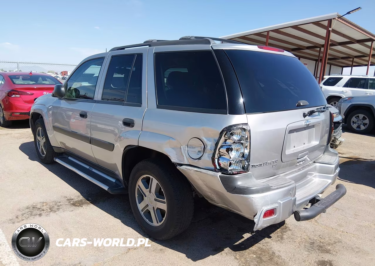 2005 Chevrolet Trailblazer Ls VIN:1GNDS13S852118105 - 3