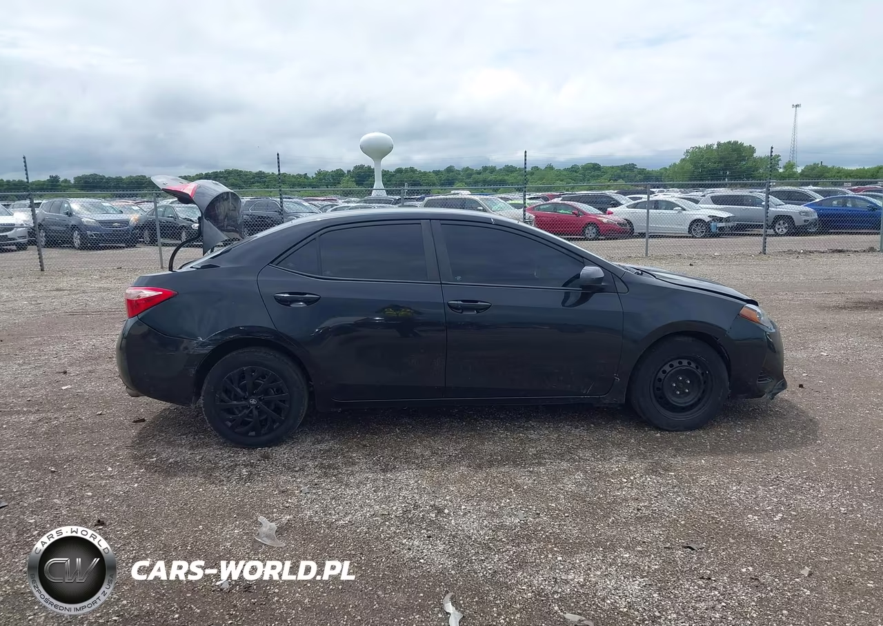 2017 Toyota Corolla Le VIN:2T1BURHE6HC907290 - 13