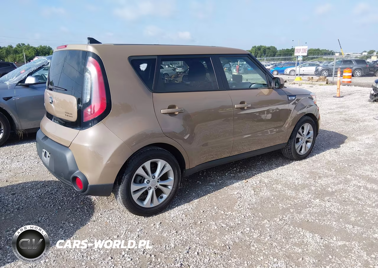 2015 Kia Soul + VIN:KNDJP3A54F7166064 - 4