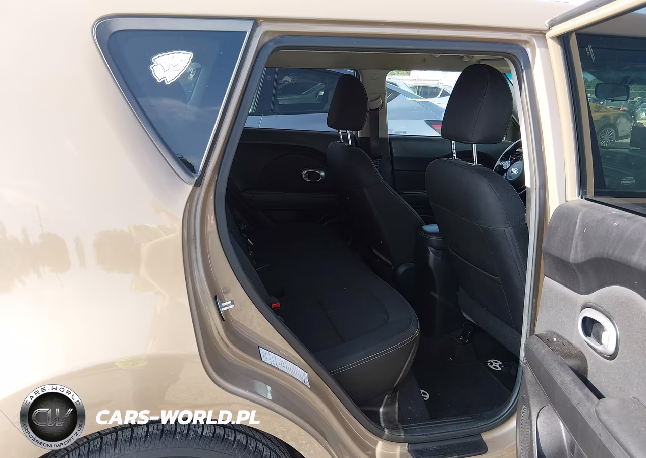 2015 Kia Soul + VIN:KNDJP3A54F7166064 - 8
