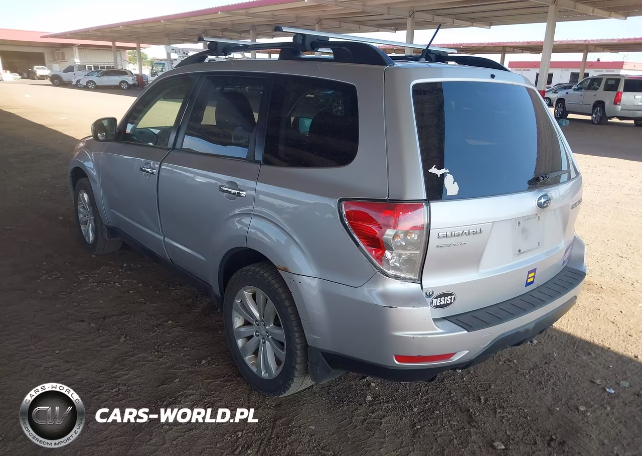 2011 Subaru Forester 2.5X Premium VIN:JF2SHBDC6BH760733 - 3