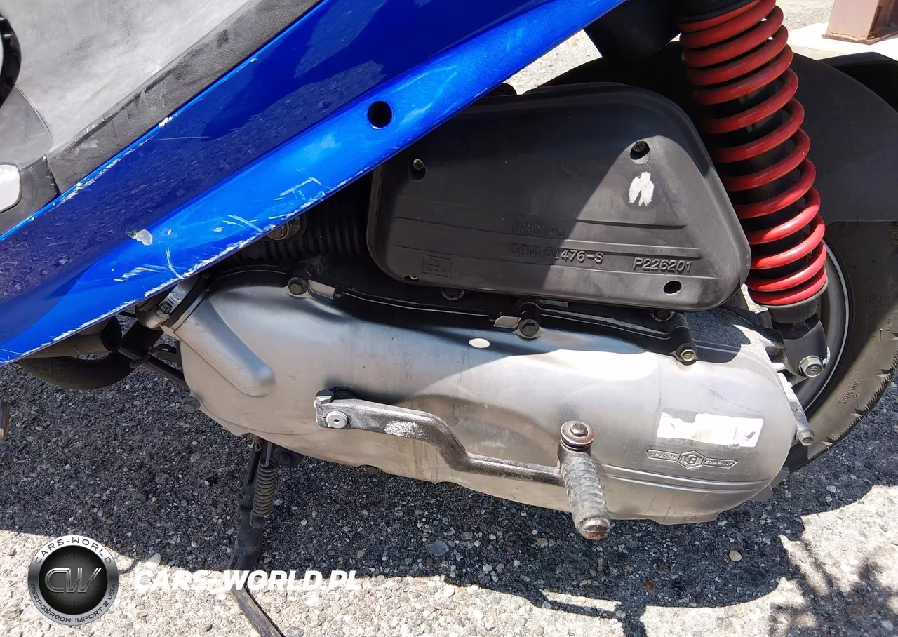 2014 Genuine Scooter Co. Buddy 50 VIN:RFVPAP5A7E1114526 - 9