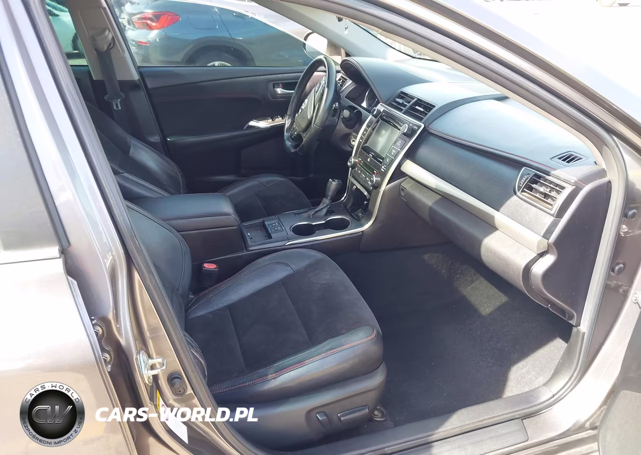 2016 Toyota Camry Xse VIN:4T1BF1FK6GU178614 - 5