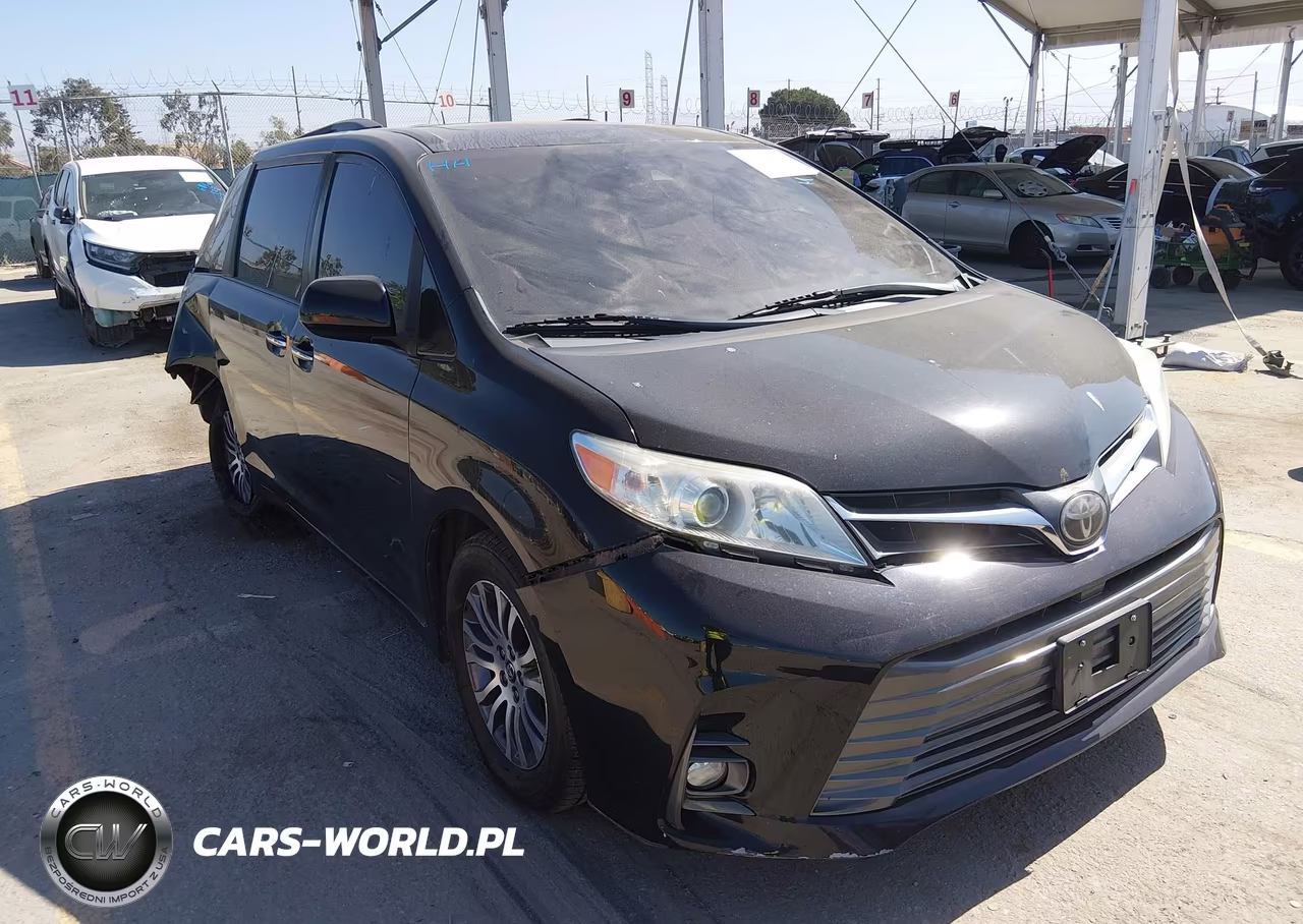 2020 Toyota Sienna Xle
