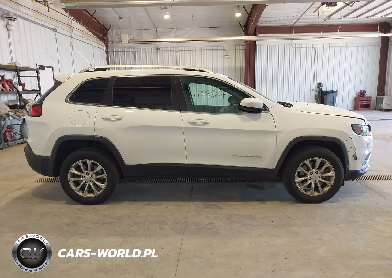 2019 Jeep Cherokee Latitude 4X4 VIN:1C4PJMCX9KD216615 - 13