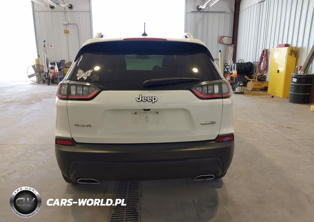 2019 Jeep Cherokee Latitude 4X4 VIN:1C4PJMCX9KD216615 - 16