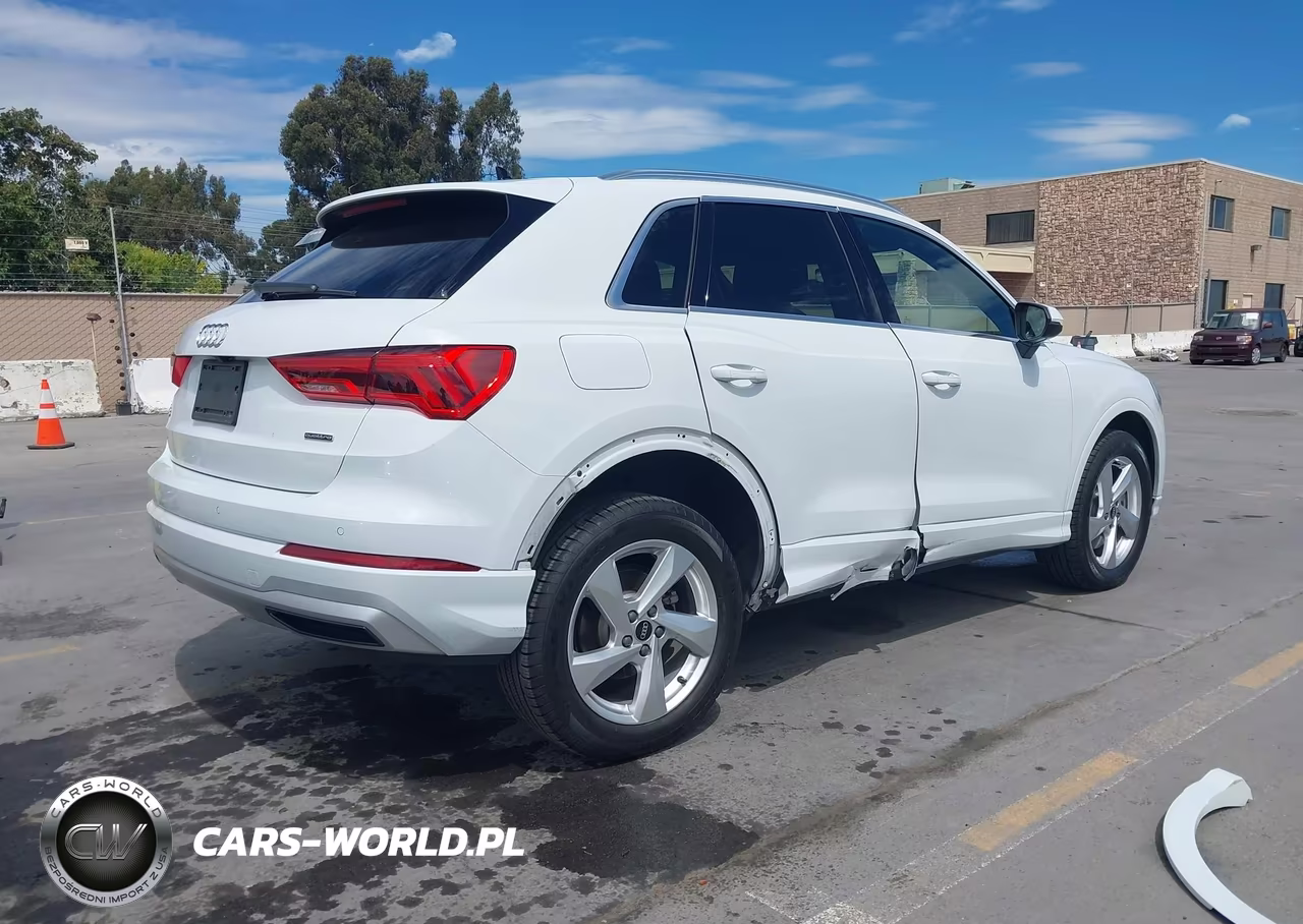 2021 Audi Q3 Premium 40 Tfsi Quattro Tiptronic VIN:WA1AUCF33M1115696 - 4
