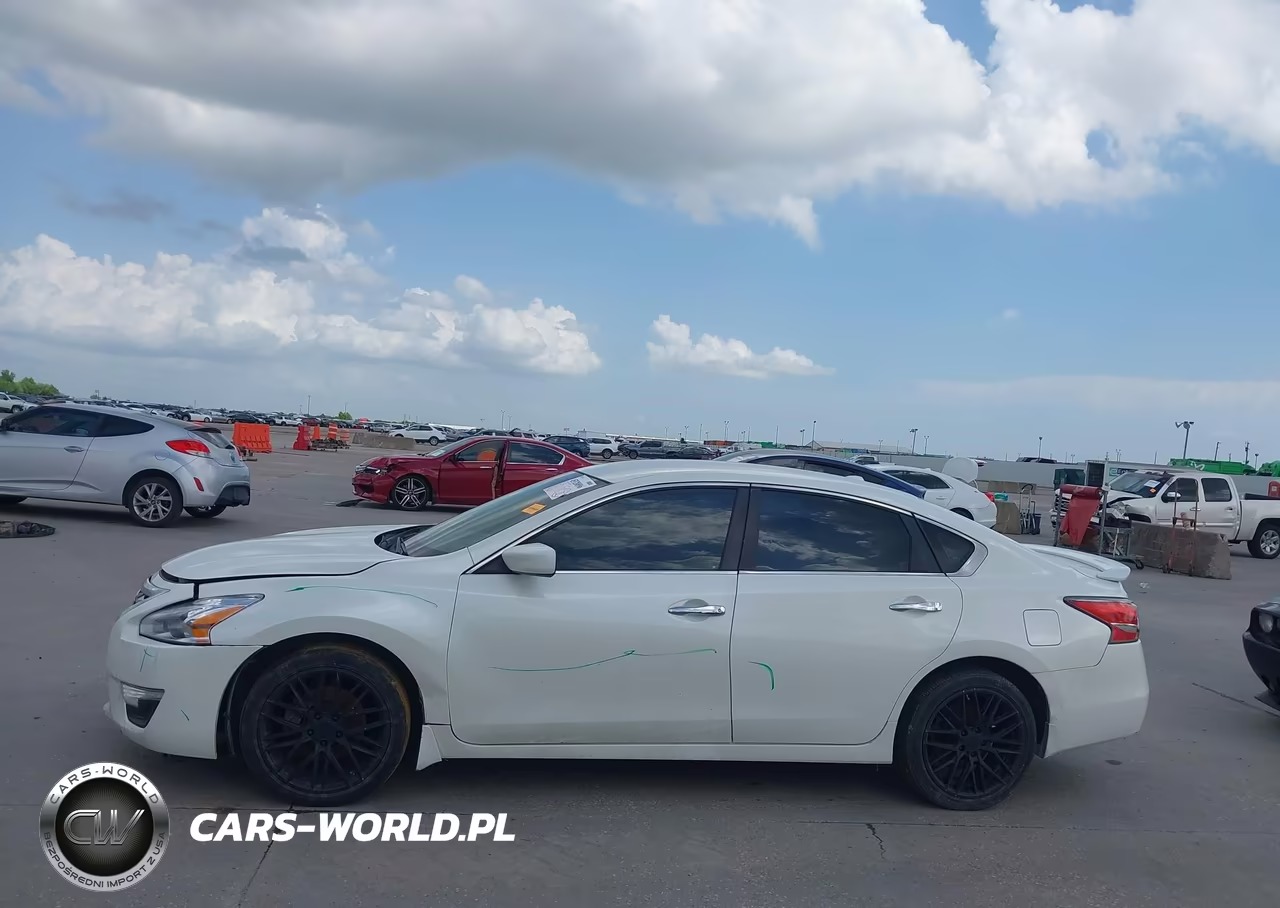 2015 Nissan Altima 2.5 S VIN:1N4AL3AP8FN406778 - 15