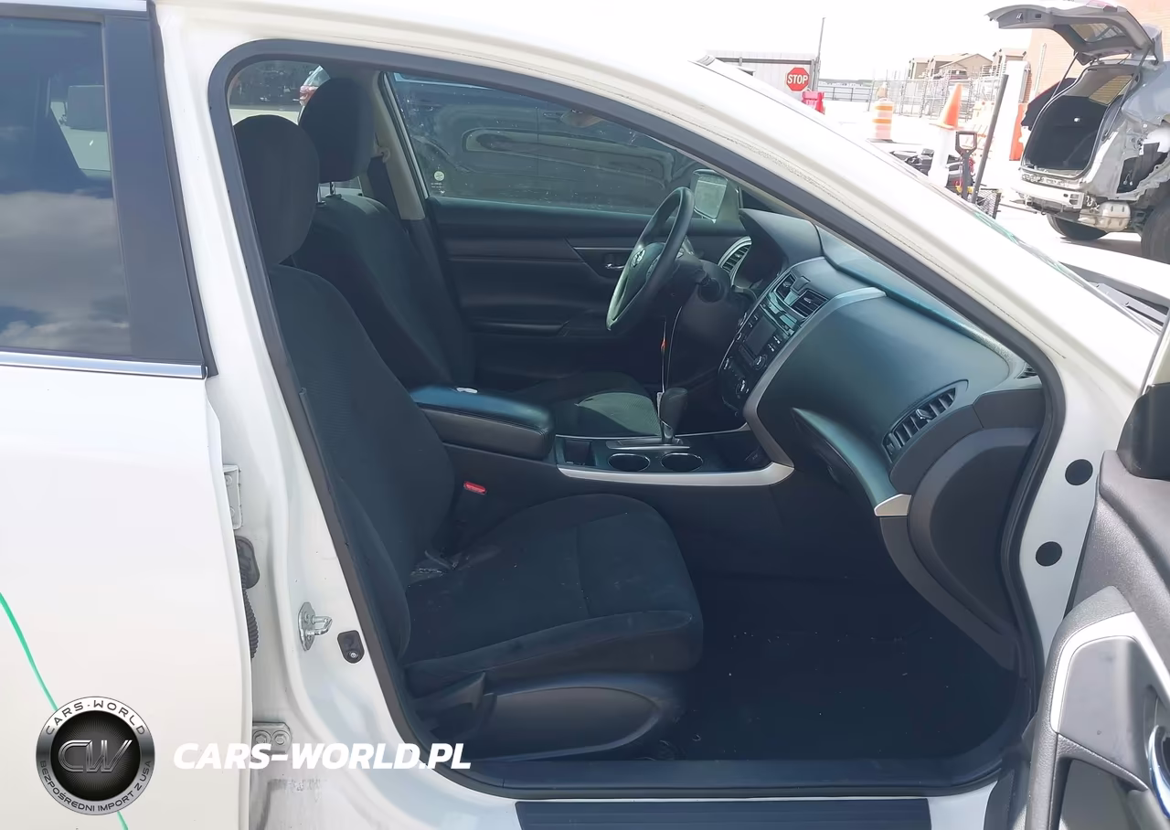 2015 Nissan Altima 2.5 S VIN:1N4AL3AP8FN406778 - 5