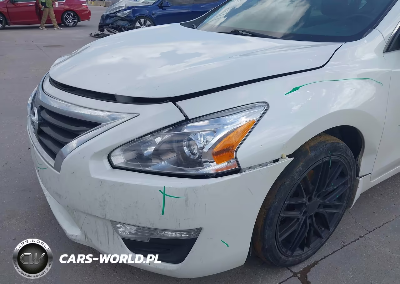 2015 Nissan Altima 2.5 S VIN:1N4AL3AP8FN406778 - 6