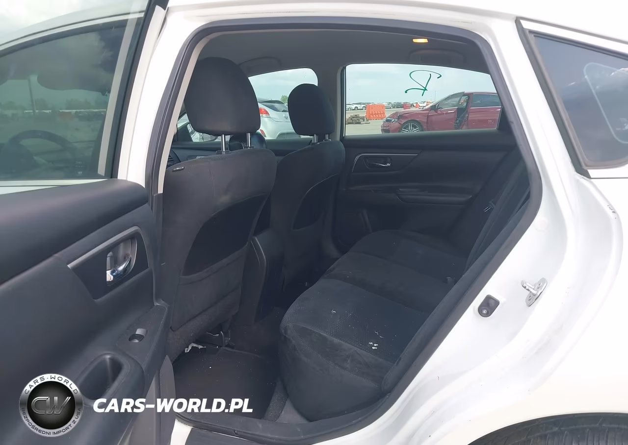 2015 Nissan Altima 2.5 S VIN:1N4AL3AP8FN406778 - 8
