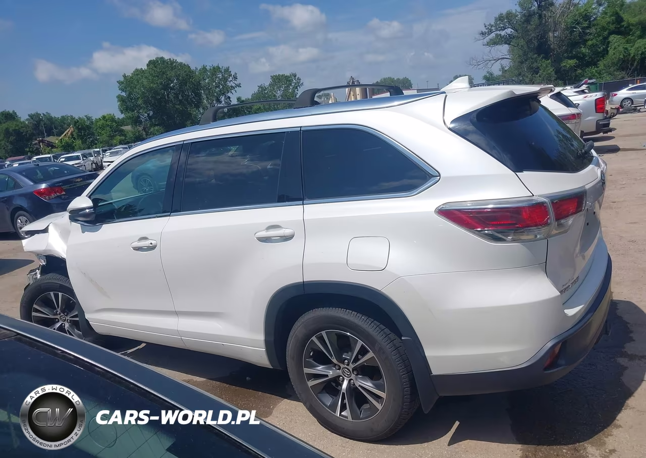 2016 Toyota Highlander Xle V6 VIN:5TDJKRFHXGS344183 - 14