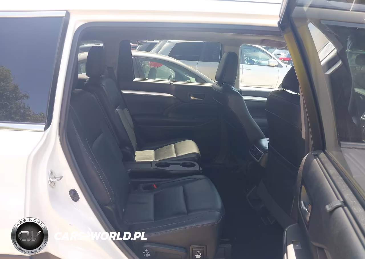 2016 Toyota Highlander Xle V6 VIN:5TDJKRFHXGS344183 - 8