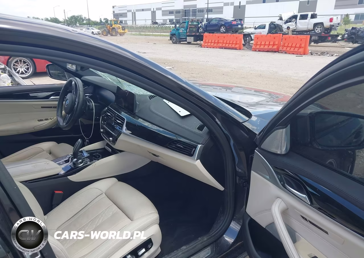 2019 BMW M550I xDrive VIN:WBAJB9C57KB465132 - 3