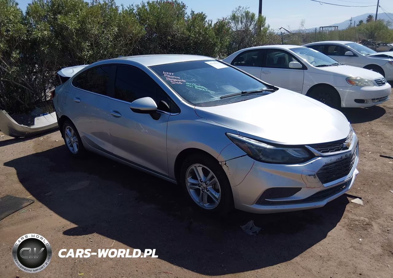 2016 Chevrolet Cruze Lt Auto – zdjęcie 1 z 16