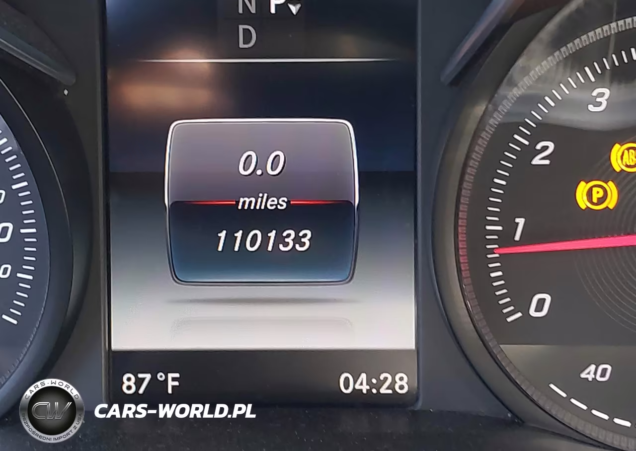 2017 Mercedes-Benz C 300 VIN:55SWF4JB3HU233141 - 16