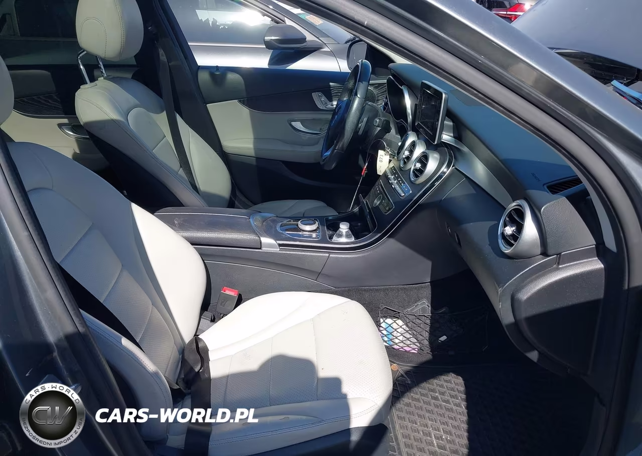 2017 Mercedes-Benz C 300 VIN:55SWF4JB3HU233141 - 5