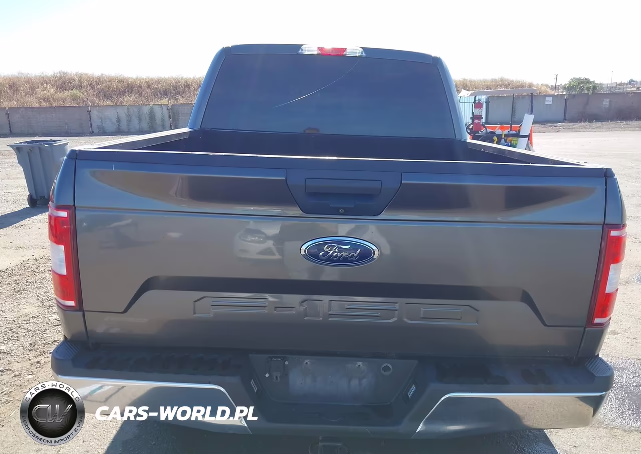 2018 Ford F-150 Xlt VIN:1FTEW1E51JKC27587 - 17
