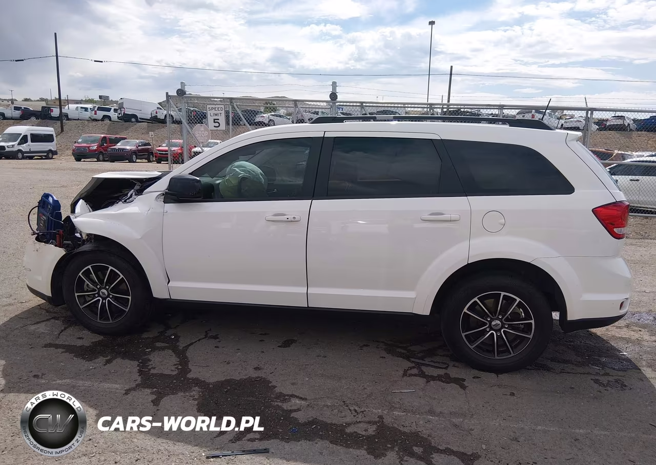 2019 Dodge Journey Se VIN:3C4PDCBB6KT719729 - 14