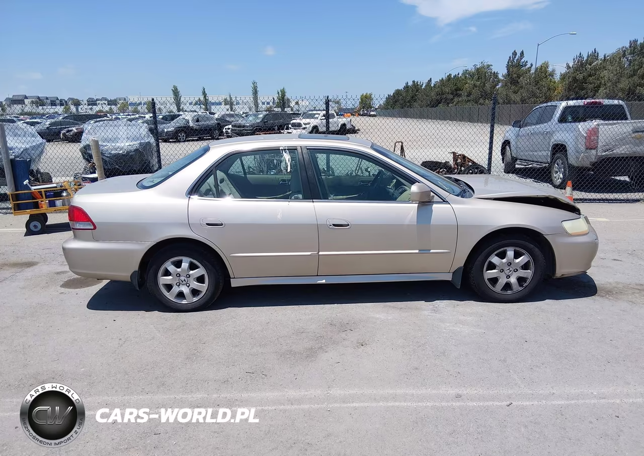 2001 Honda Accord 2.3 Ex VIN:1HGCG66881A031843 - 13