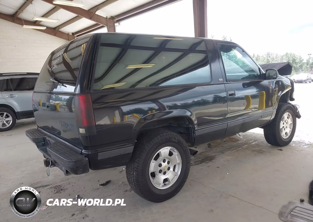 1993 Chevrolet Blazer K1500 VIN:1GNEK18K2PJ301182 - 4