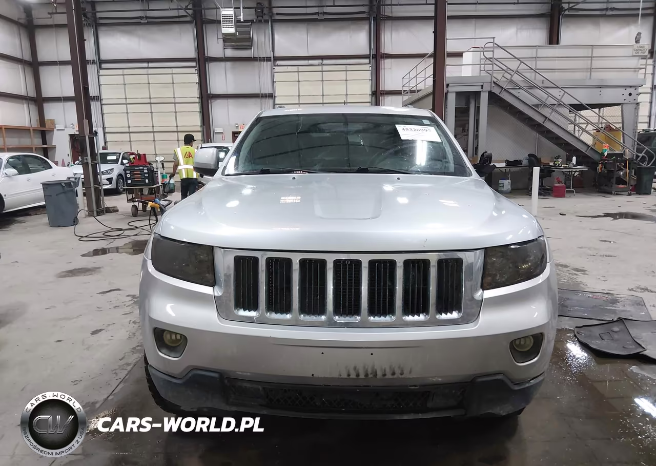 2012 Jeep Grand Cherokee Laredo VIN:1C4RJFAGXCC359300 - 13