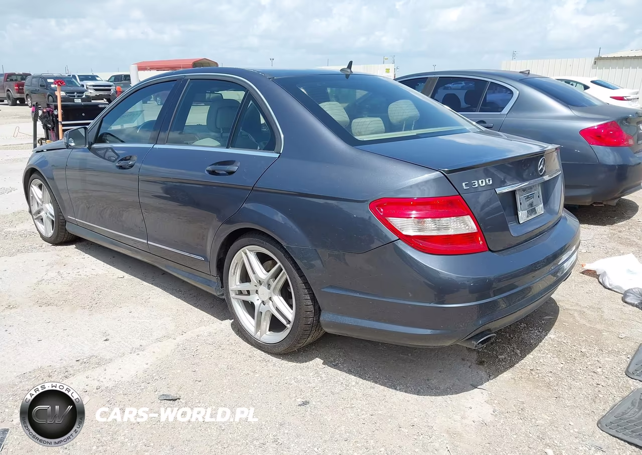 2011 Mercedes-Benz C 300 Luxury-Sport VIN:WDDGF5EB8BR180093 - 3