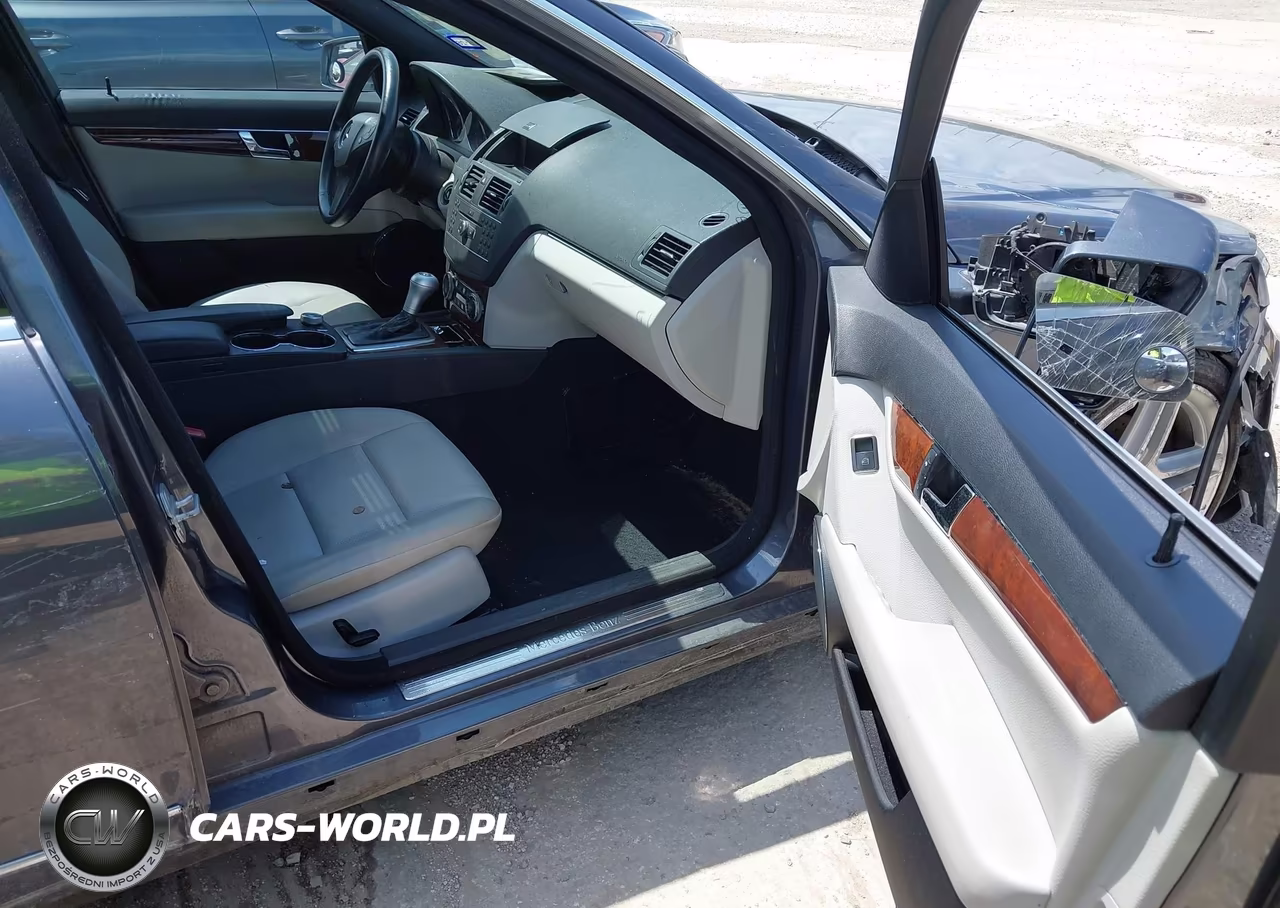 2011 Mercedes-Benz C 300 Luxury-Sport VIN:WDDGF5EB8BR180093 - 5