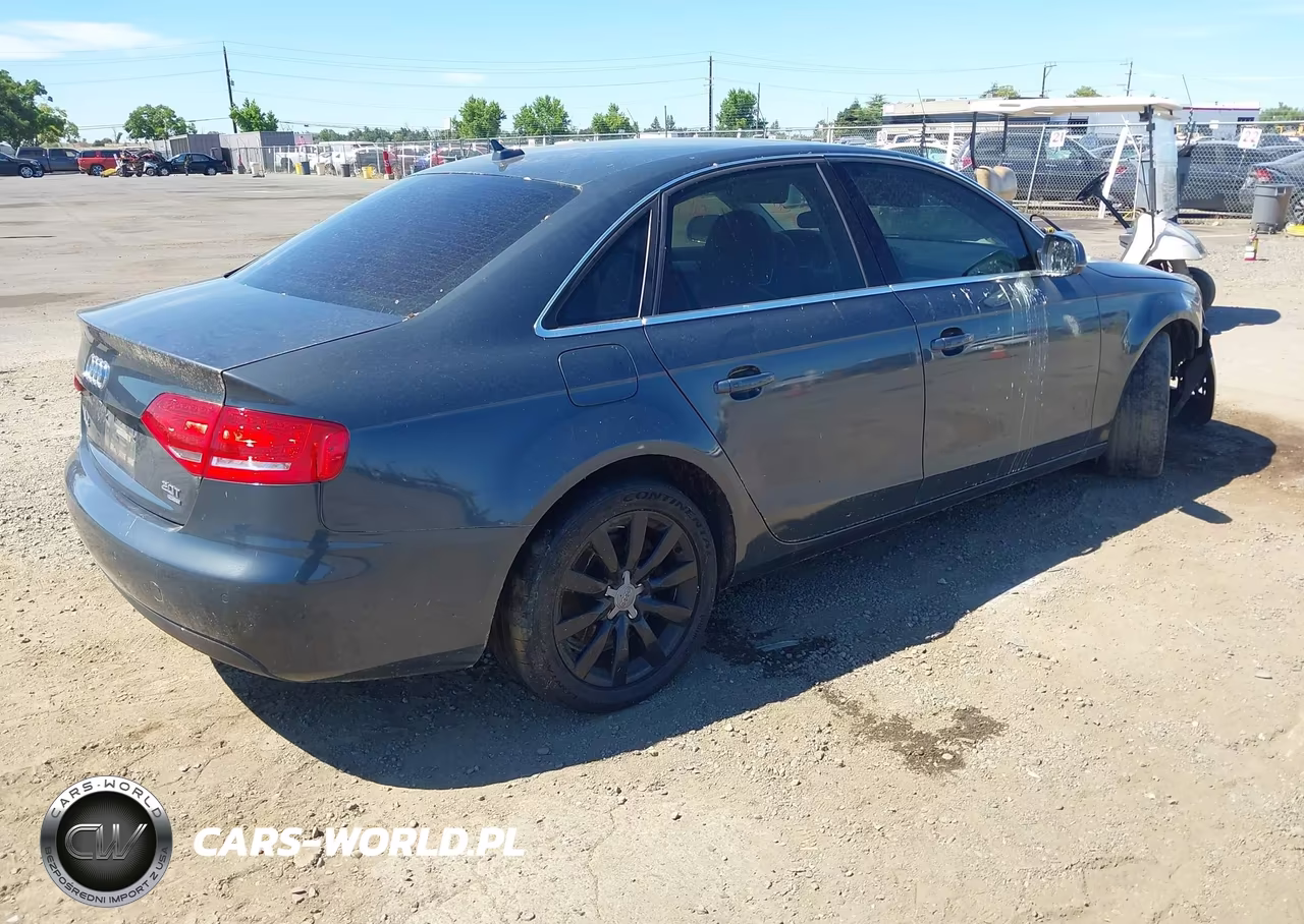 2010 Audi A4 2.0T Premium VIN:WAUFFAFL9AN039901 - 4