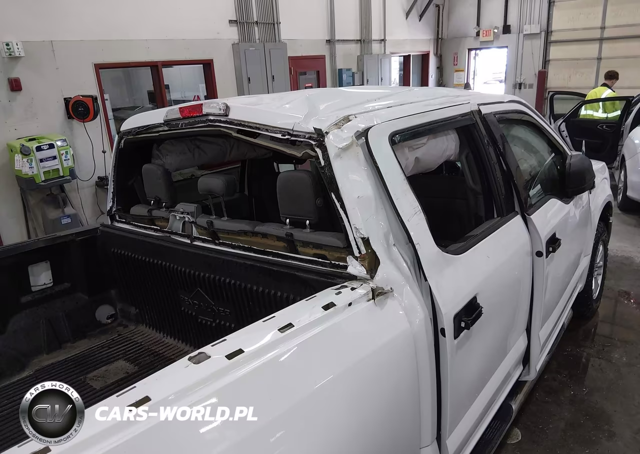 2019 Ford F-150 Xlt VIN:1FTFW1E57KKD39641 - 12