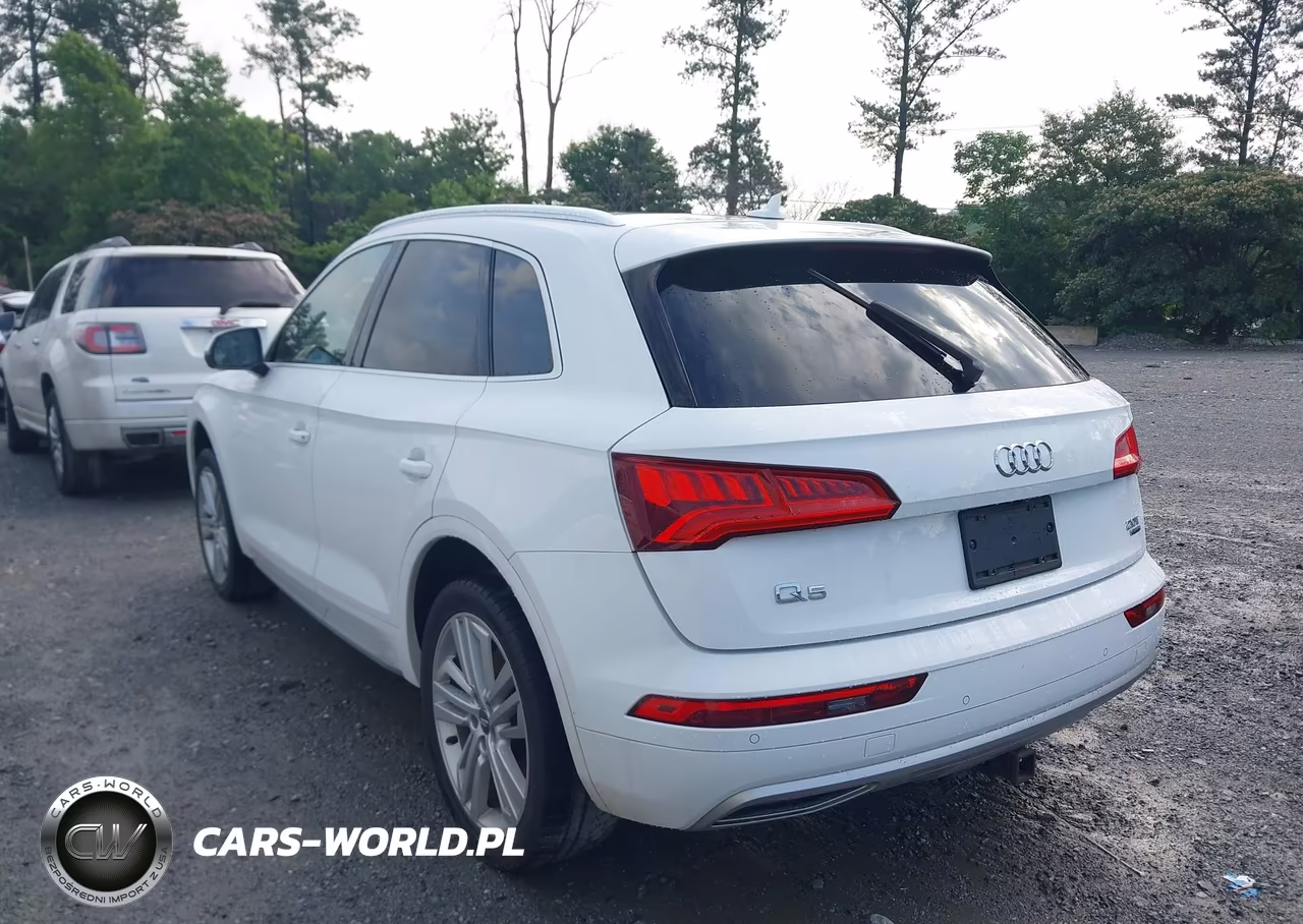 2018 Audi Q5 2.0T Premium-2.0T Tech Premium VIN:WA1CNAFY0J2088212 - 3